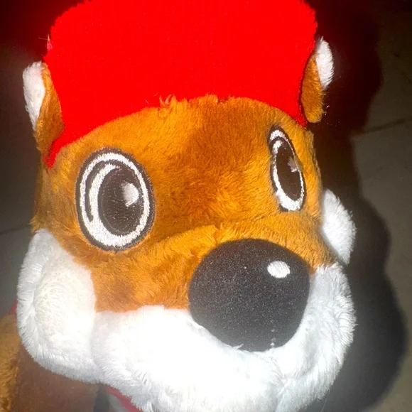 Buc-ees Beaver Mascot 10” Plush With TShirt Bucky Bucees Stuffed Animal Toy - Picture 1 of 8